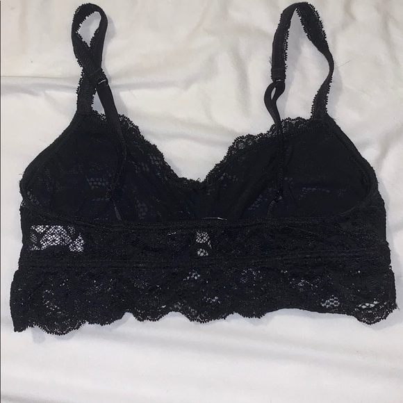 Express Bralette - Picture 2 of 3